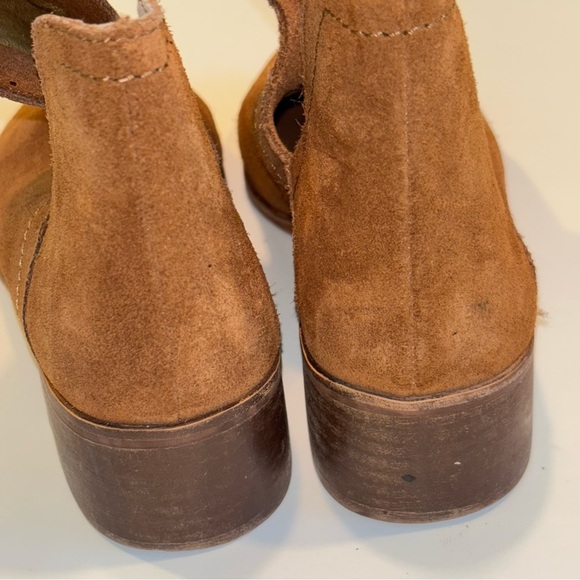 Coconuts by Matisse Pronto Suede Ankle Boots Taupe Women's Size 8 - Picture 6 of 10